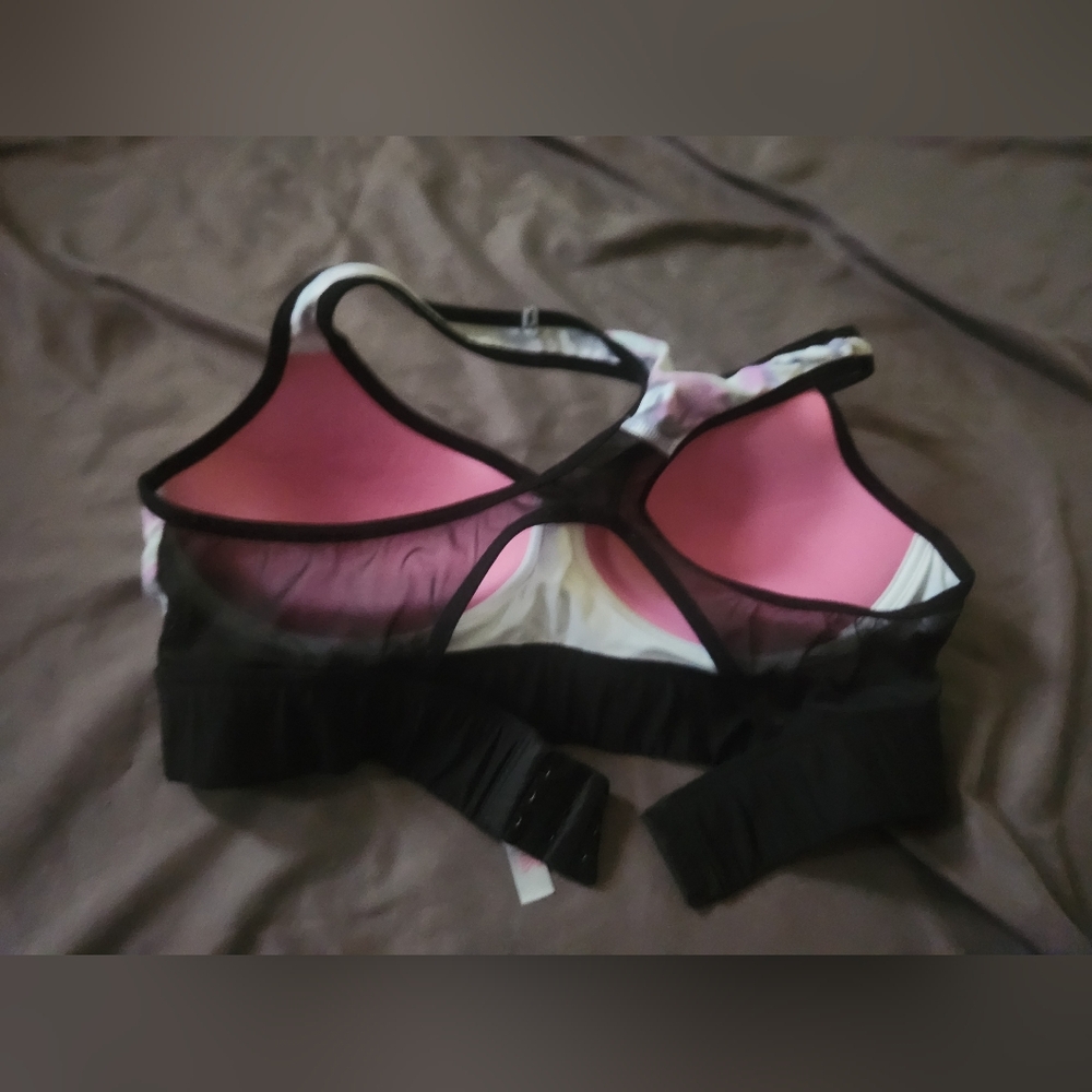 Sports Bra - Picture 2 of 3